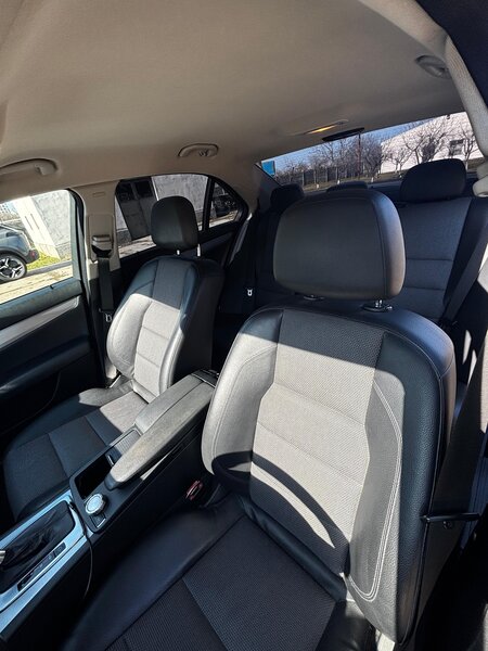 Mercedes-Benz C 250